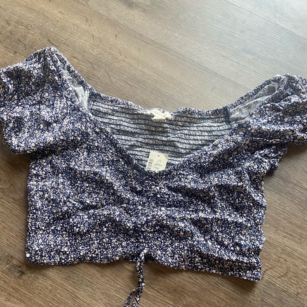 Aeropostale cropped top